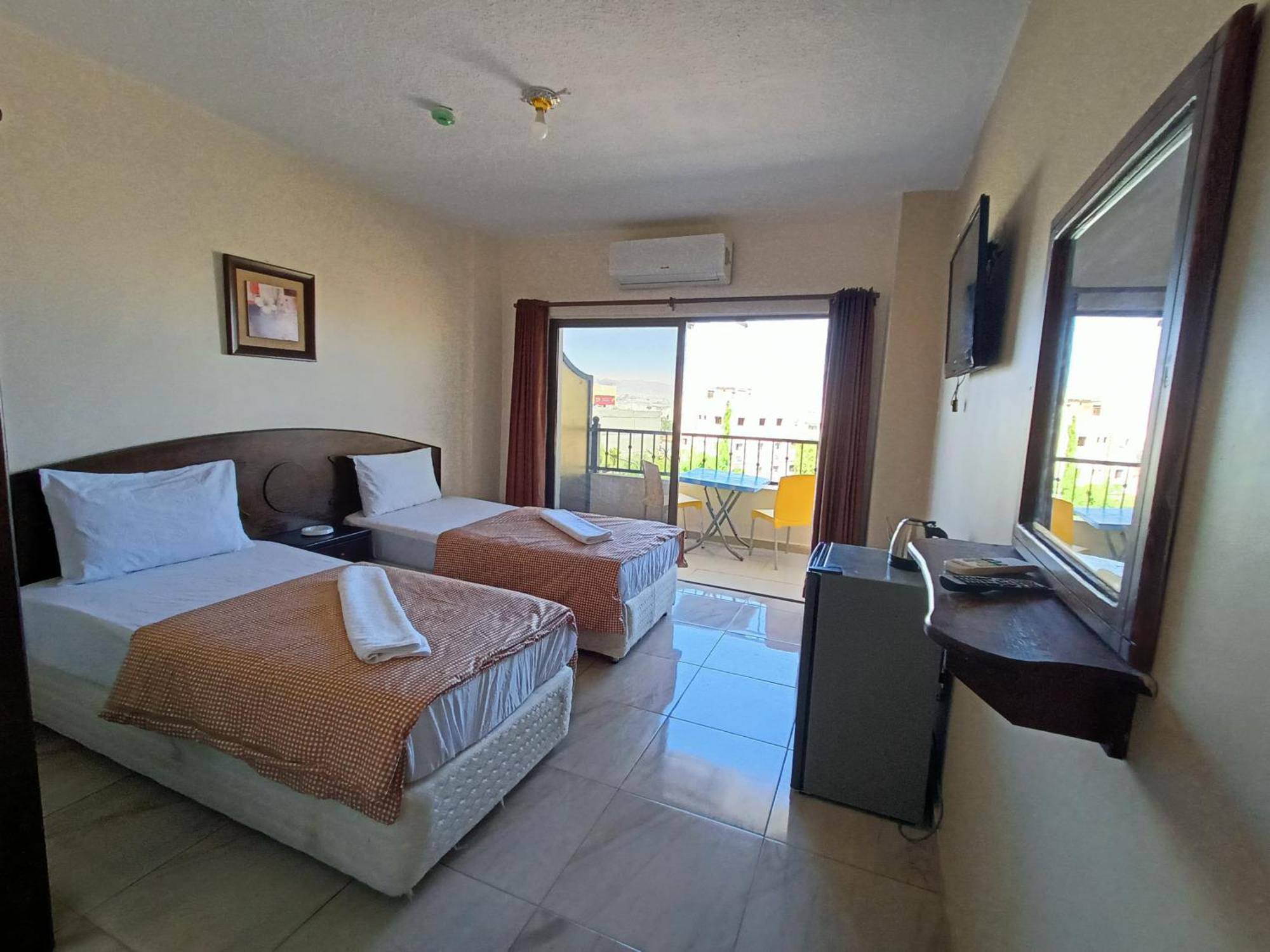 Baraka Al Aqaba Hotel Suites Екстер'єр фото